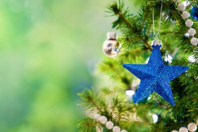 Blue Star And Ball On The Christmas Tree Wallpaper Background Wallpaper