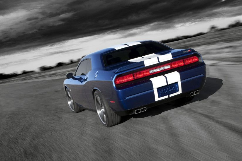 2011 Dodge Challenger SRT8 392 | Super Cars HD Wallpapers
