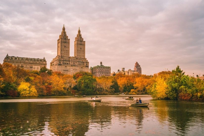 Man Made - Central Park New York Park Fall Water Boat Colorful Building  Architecture Lake Wallpaper