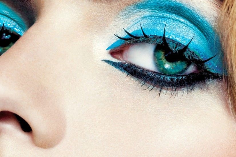 Girls Eye Makeup Desktop Wallpaper
