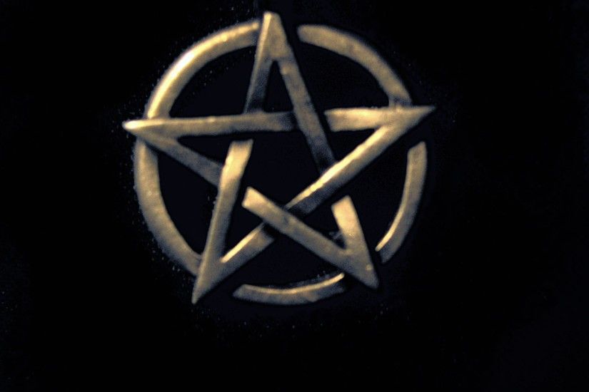Inverted Pentagram Wallpaper