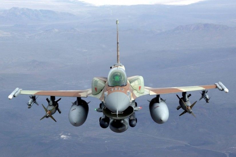 f16 fighting falcon jet air-to-air missiles bombs