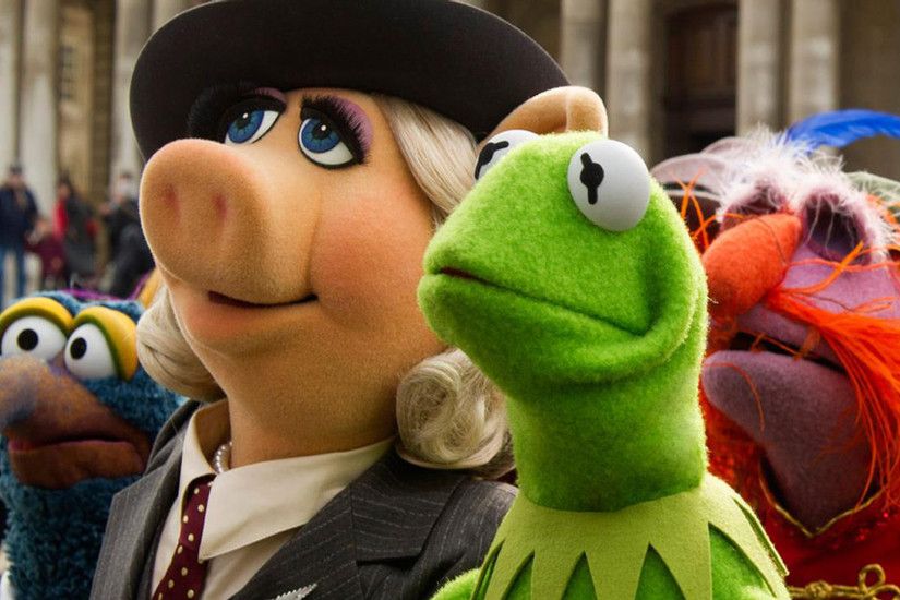 miss piggy kermit gonzo muppets most wanted