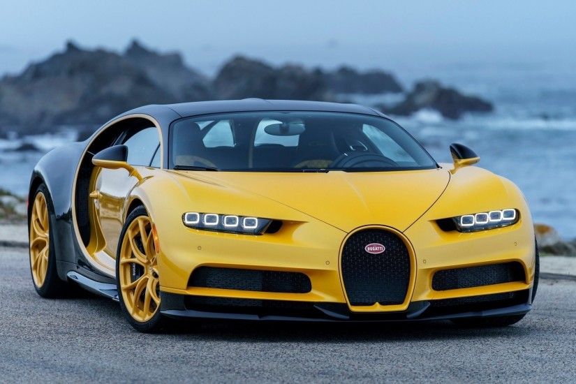 Bugatti Chiron yellow color luxurious car wallpaper
