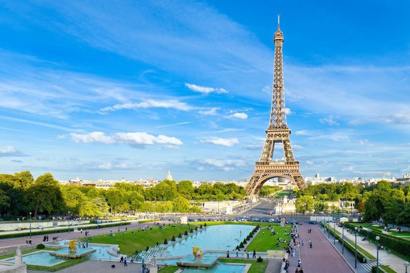 Amazing hieght eiffel tower hd wallpapers free download.