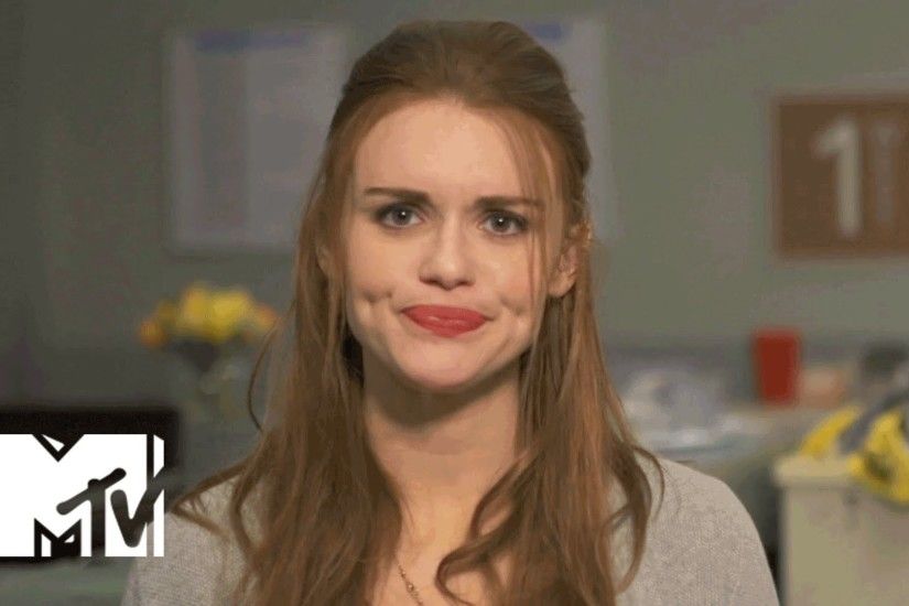 Teen Wolf | After After Show: Holland Roden or Tyler Posey? | MTV - YouTube