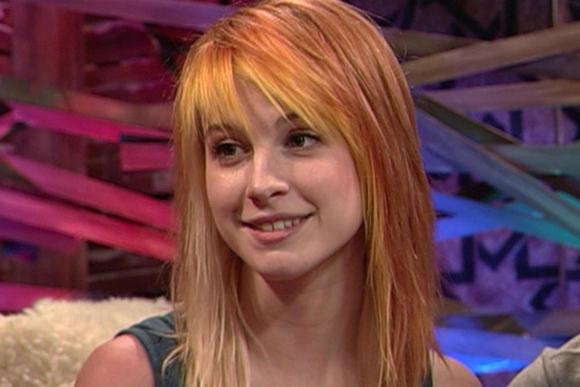 Watch a Teenage Hayley Williams Talk Early Warped Tour Days, Love for  *NSYNC - Fuse