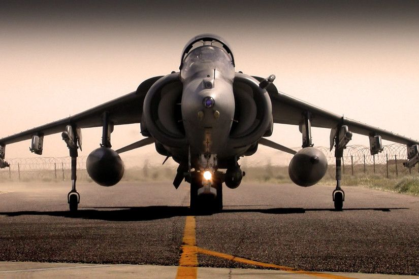 Military - Jet Fighter Harrier Wallpaper
