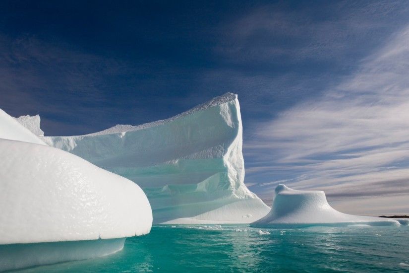 Earth - Iceberg Wallpaper