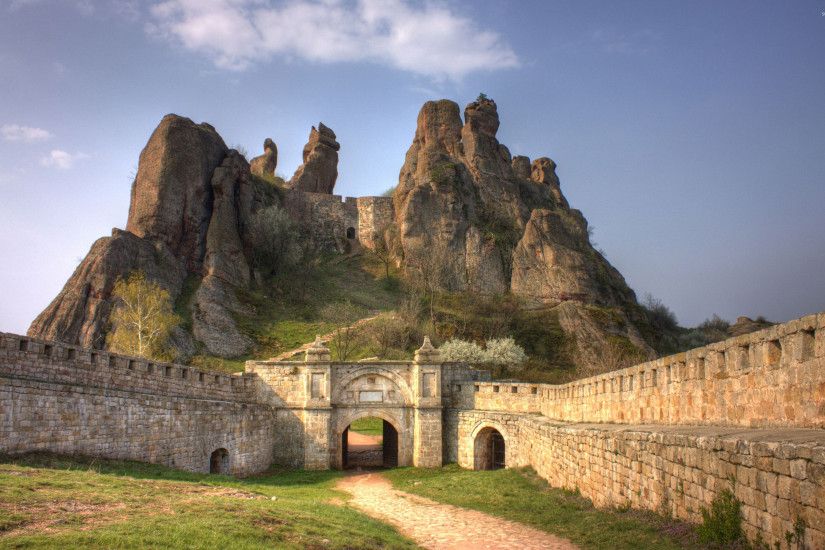 Belogradchik Fortress, Bulgaria wallpaper