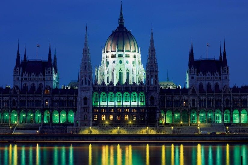 Download Background - Parliament Building, Budapest, Hungary - Free Cool  Backgrounds and Wallpapers for your Desktop Or Laptop.