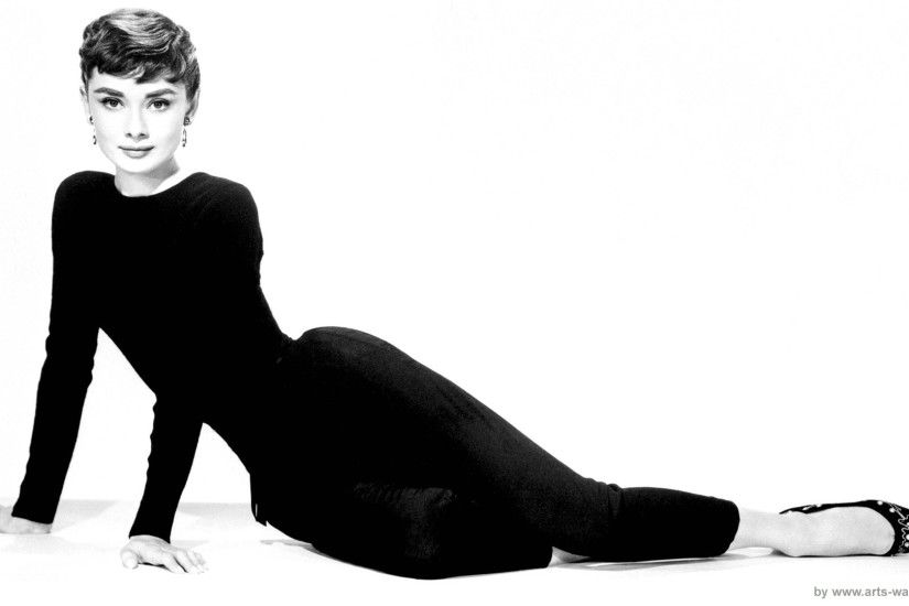 Audrey Hepburn Wallpaper HD - WallpaperSafari Audrey Hepburn Backgrounds -  Wallpaper Cave ...