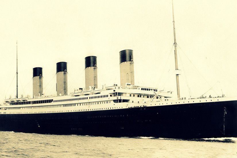 RMS Titanic wallpaper.
