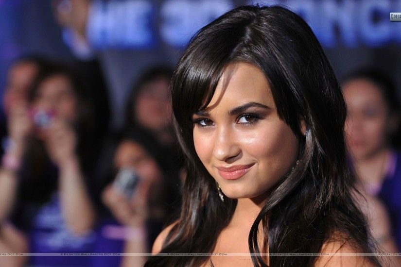 You are viewing wallpaper titled "Demi Lovato ...