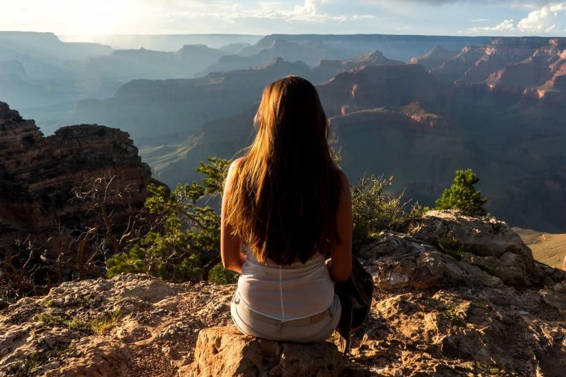 Wallpaper: Lady admiring the Grand Canyon. Ultra HD 4K 3840x2160