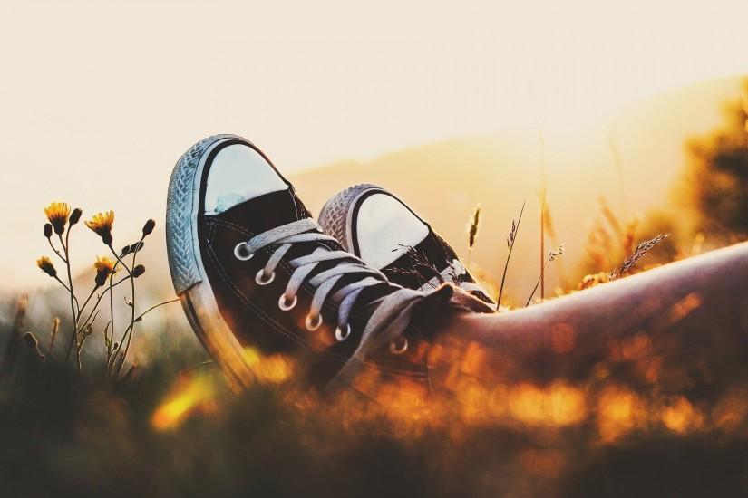 Converse Shoes in Summer Wallpaper HD