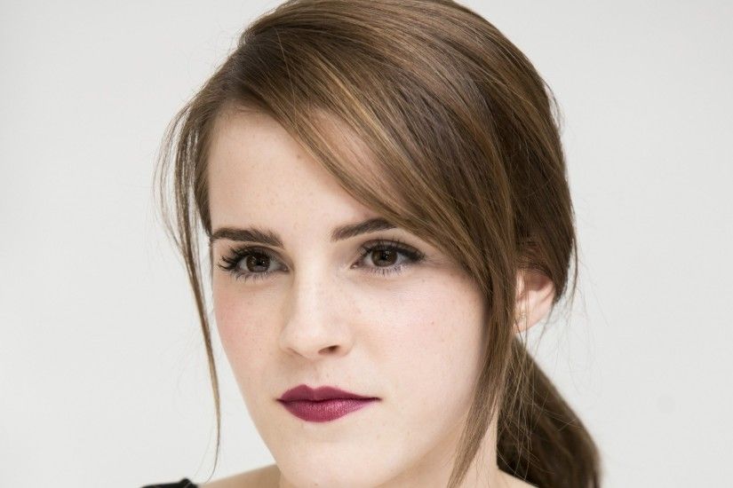 Emma Watson Wallpaper HD