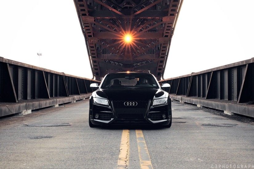 Wallpaper: Black Audi S5