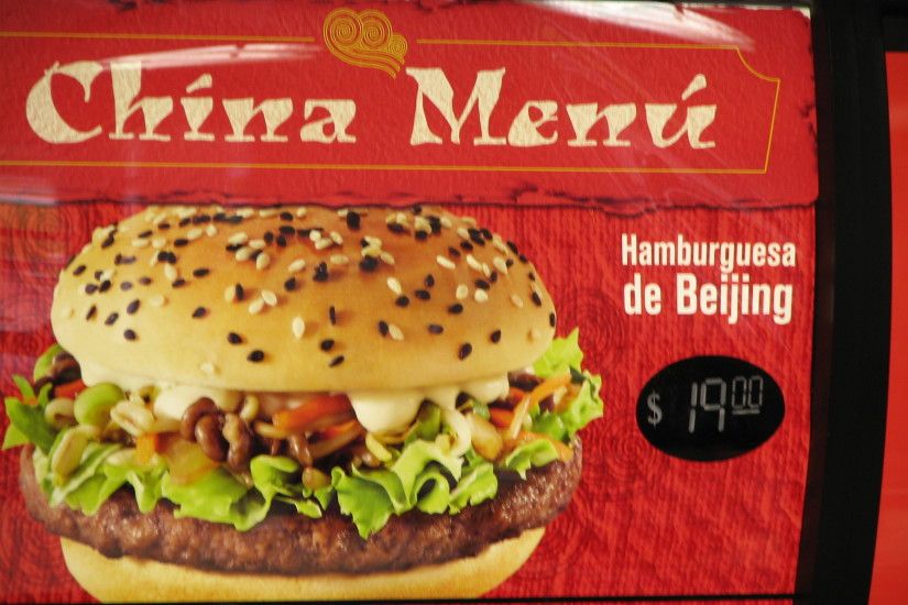 McDonalds unleashes ridiculous “China Menu” in Argentina | Apio y .