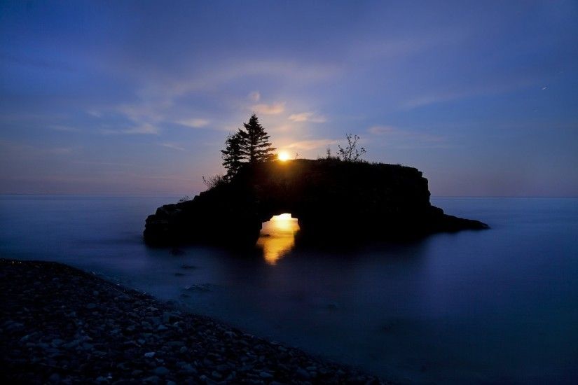 minnesota grand marais lake superior beach rock hollow night sunset twilight