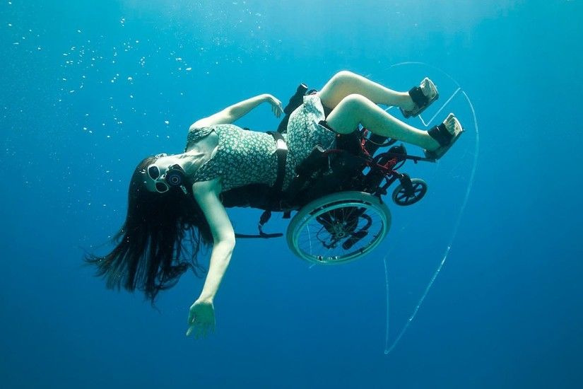Deep sea diving ... in a wheelchair | Sue Austin