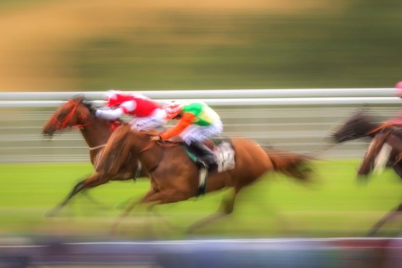 Horse Racing Blur Wallpaper