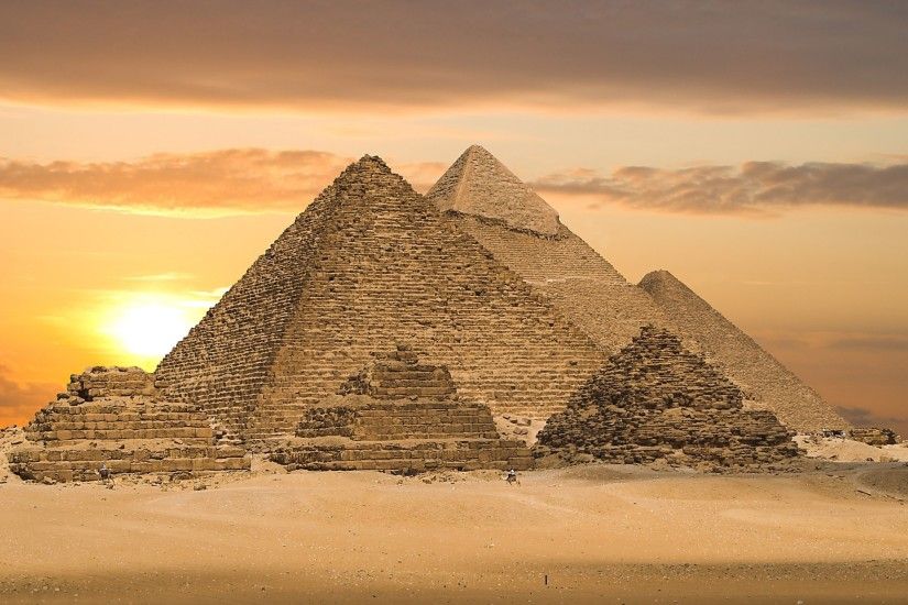 Source Â· Download Wallpaper 3840x2160 Desert Pyramids Egypt 4K Ultra HD