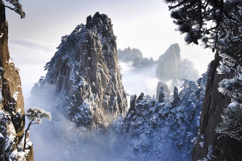 Huangshan Mountain Range, China | Huangshan Mountains in Winter in Anhui China  Wallpaper