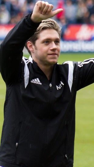 Niall Horan wallpaper for iPhone