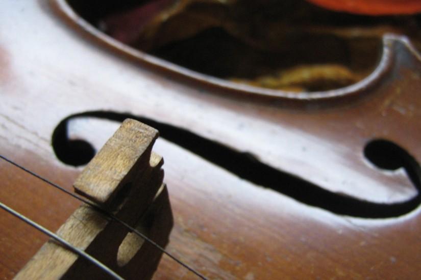 Music - Violin Wallpaper
