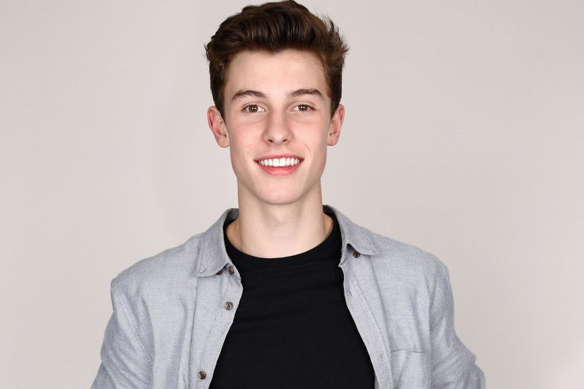 Shawn Mendes Smile Wallpaper Background 56314