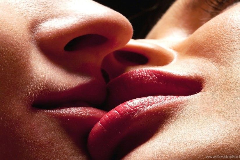 Couple lips kiss HD.jpg