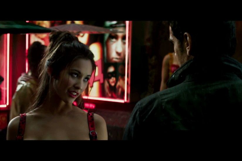 Kaitlyn Leeb as a prostitute with 3 boobs in Total Recall