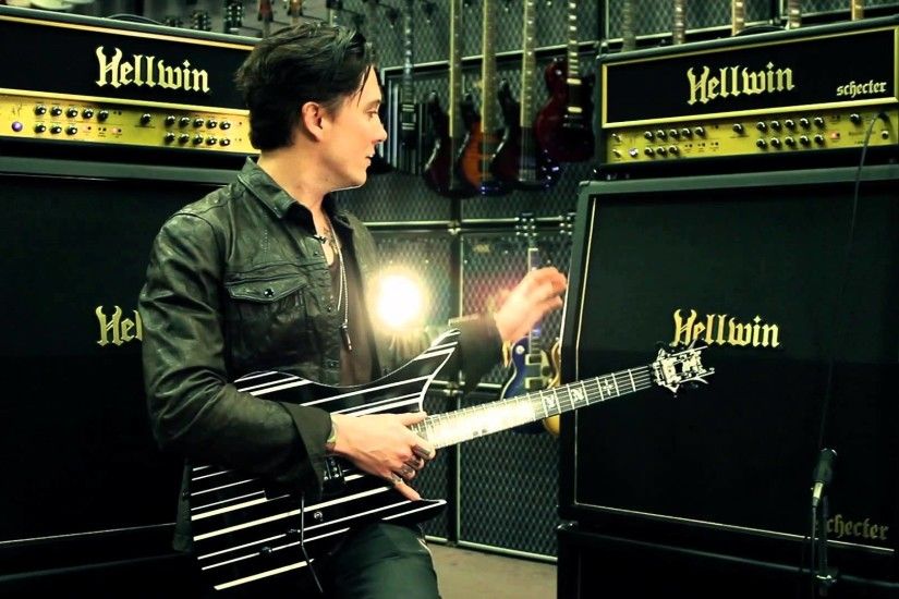 Synyster Gates Schecter Hellwin Signature Amp At: Guitar Center - YouTube