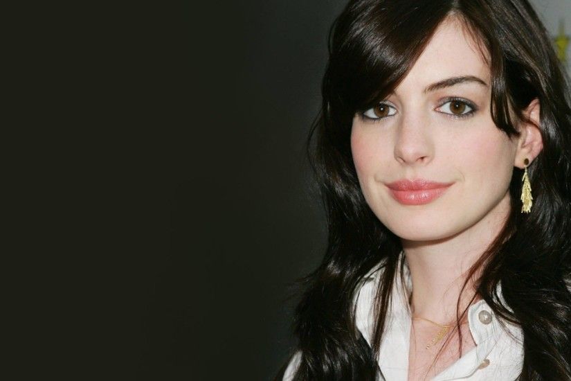 Anne Hathaway charming fairy beauty wallpapers