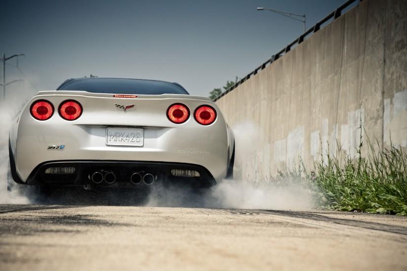 week's Wallpaper Wednesday, we get up close and personal with a C6 .