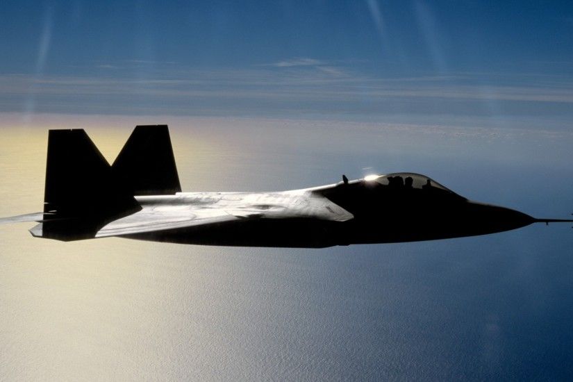 Military - Lockheed Martin F-22 Raptor Ocean Jet Wallpaper