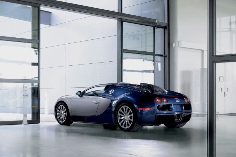 Bugatti Veyron back Windows 7 Car Wallpapers