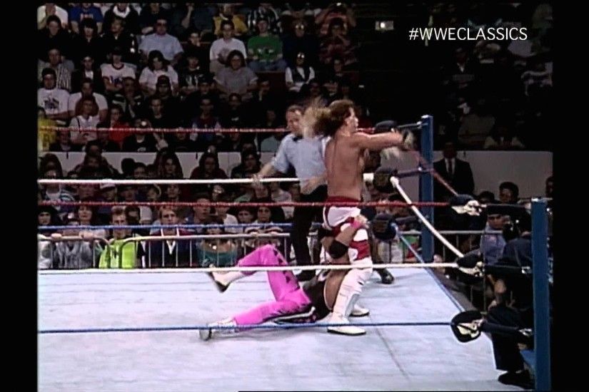 Bret Hart vs Shawn Michaels. From WWE Survivor Series 11/25/92 - YouTube