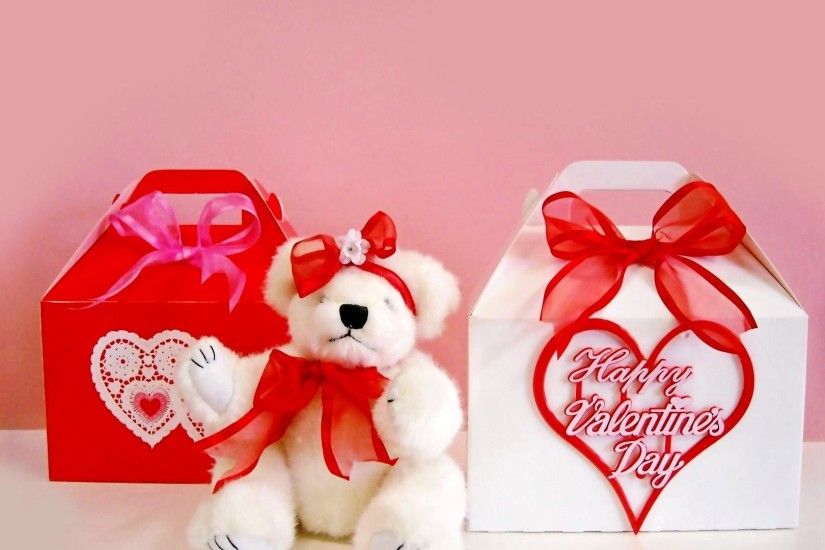 Cute Doll Gift Happy Valentine Day 2015 Wallpaper Full HD Wallpaper