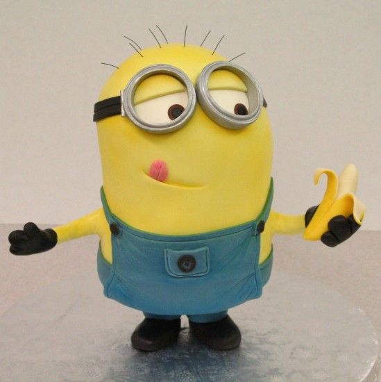 Despicable Me Minion, Banana Cake- link leads to another link for Mikes  Amazing Cakes. Amazing cakes for sure.