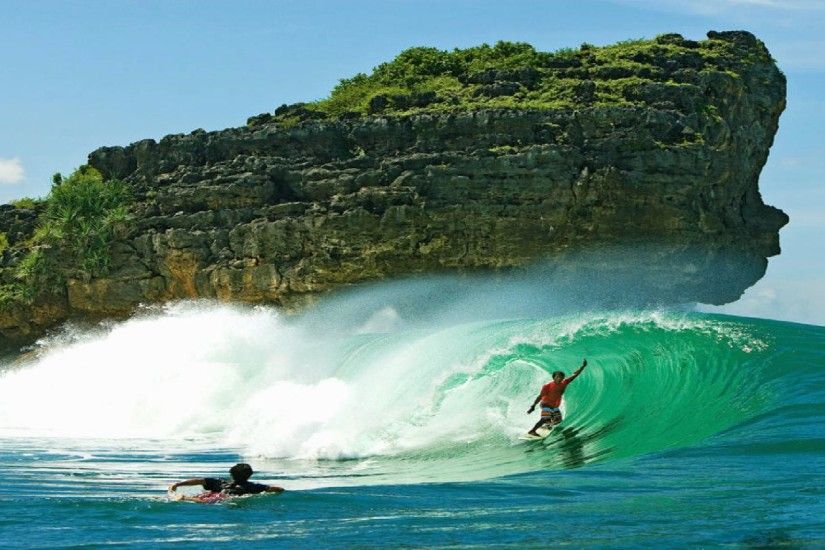 Surfing-phone-wallpaper