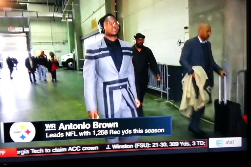 Antonio Brown's Suit