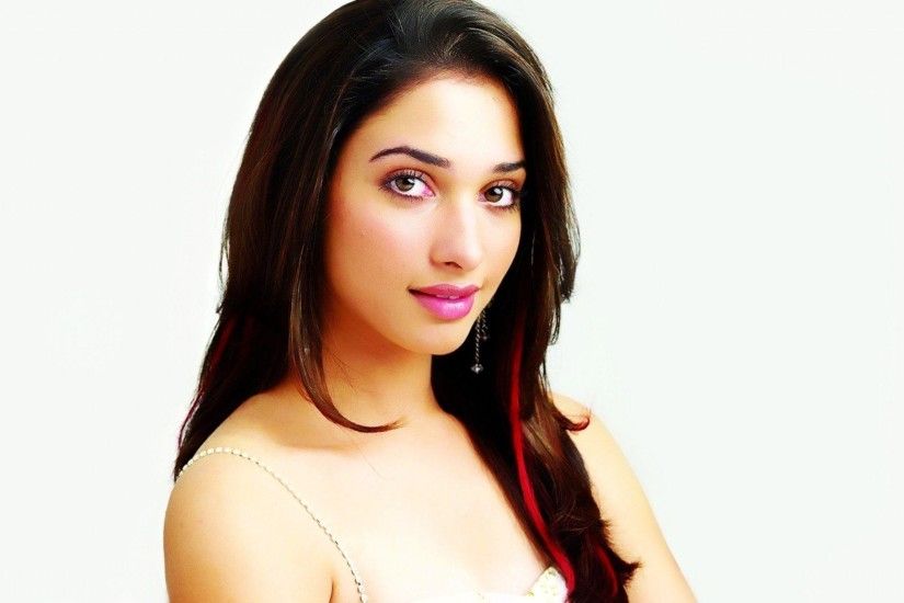 tamanna bhatia hd wallpaper 9 - flipped | Images And Wallpapers .
