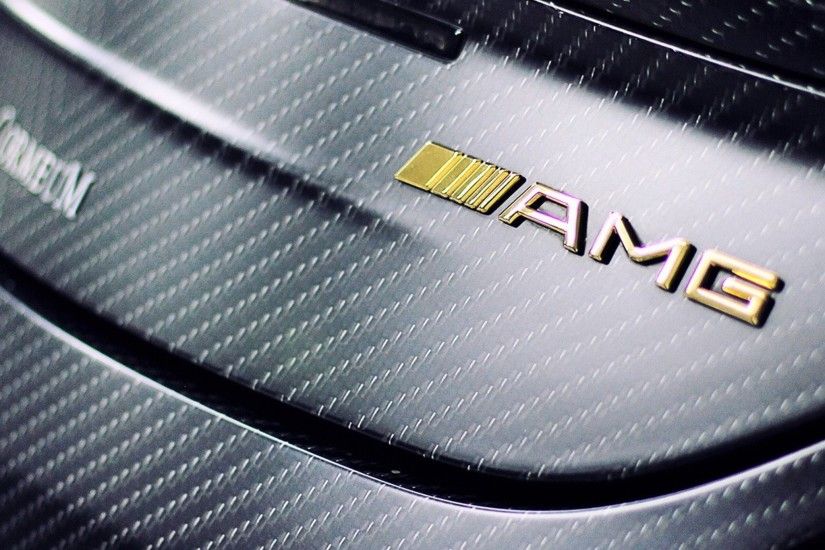 mercedes-amg-gold-logo-pic.jpg