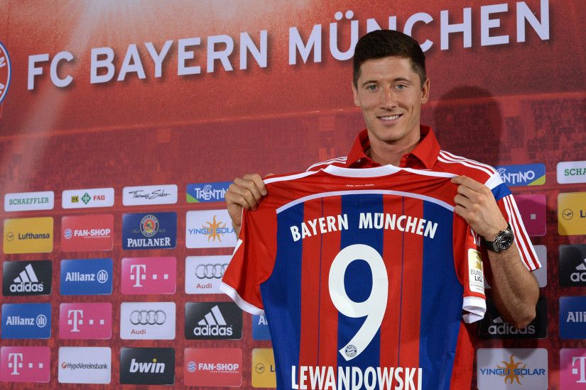 Robert Lewandowski to Bayern Munich: Former Borussia Dortmund striker  unveiled in Germany | The Independent