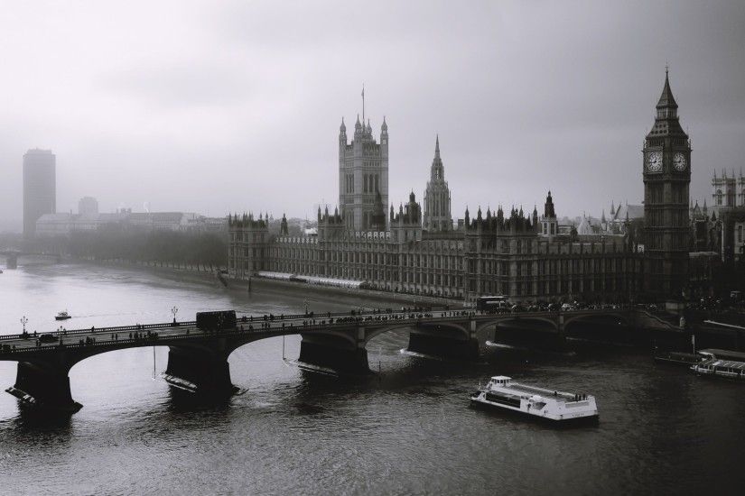 London Bridge Black and White HD Wallpaper