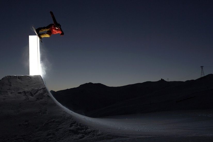 Night Snowboarding Wallpaper HD