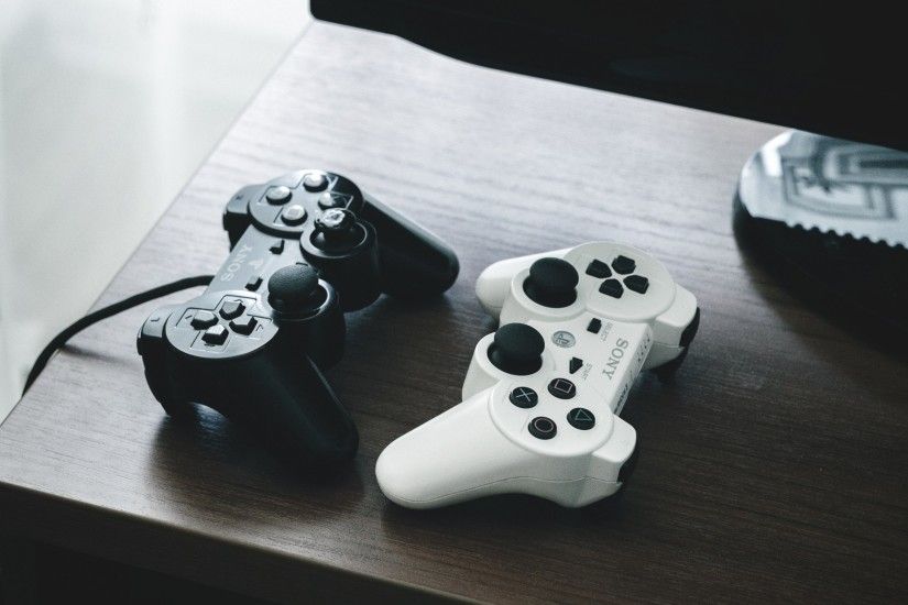 Preview wallpaper playstation, sony, joystick, consoles 2048x1152
