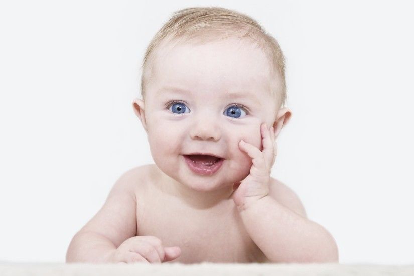 Baby Smiling Face Wallpaper